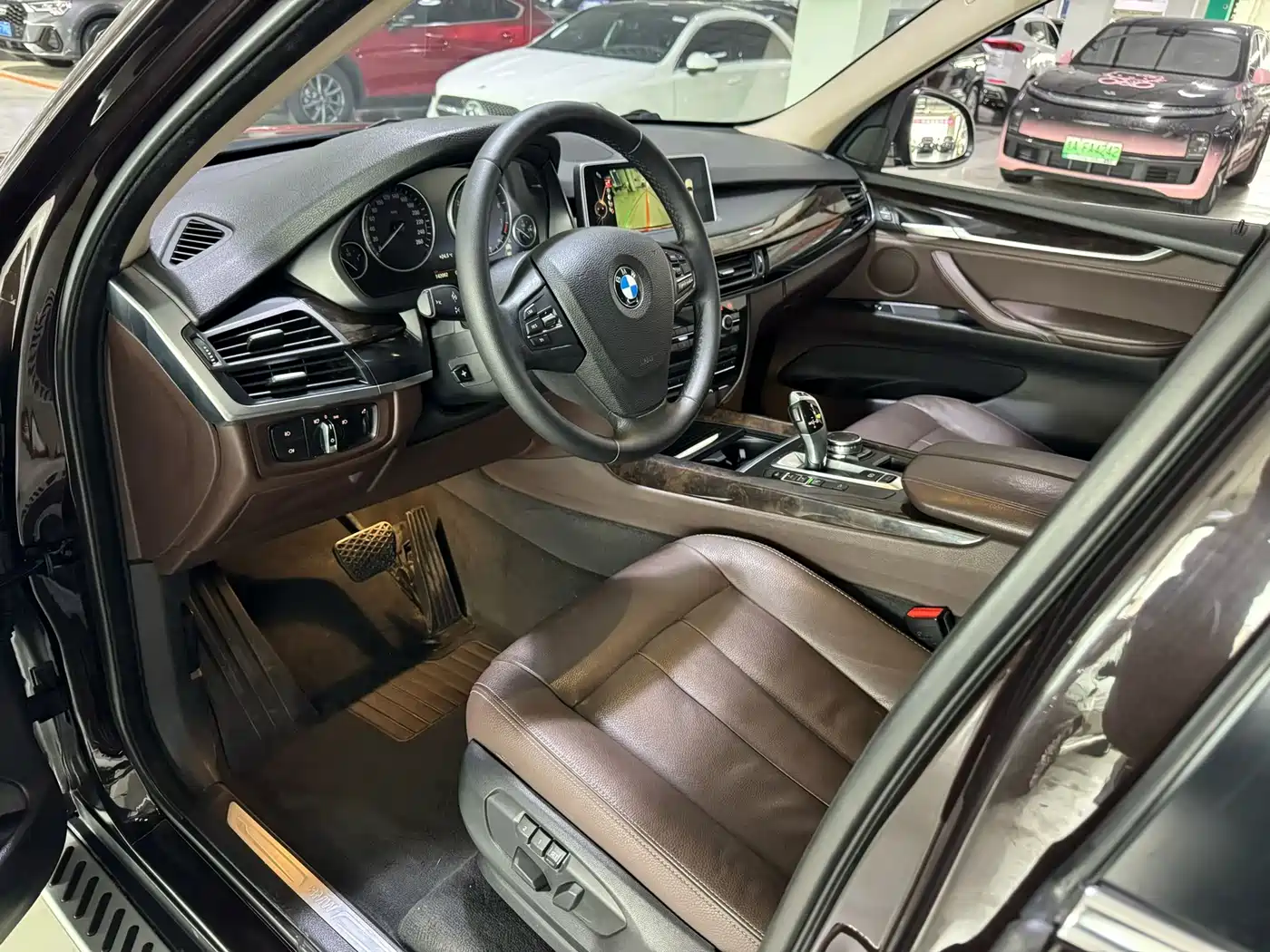 BMW X5 (Import) 2014 xDrive35i Leading фото 7