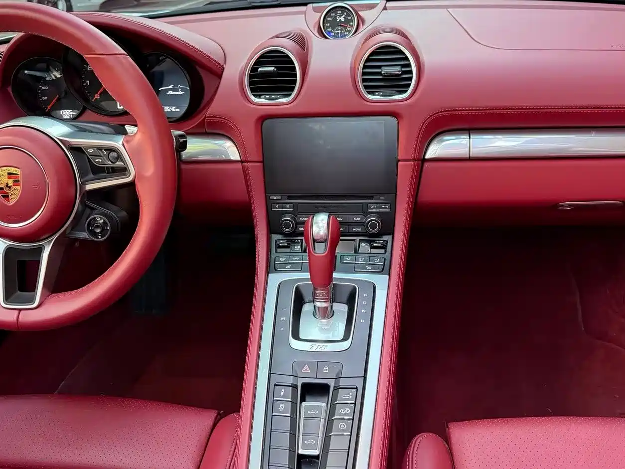 Porsche 718 2022 Boxster 2.0T фото 10