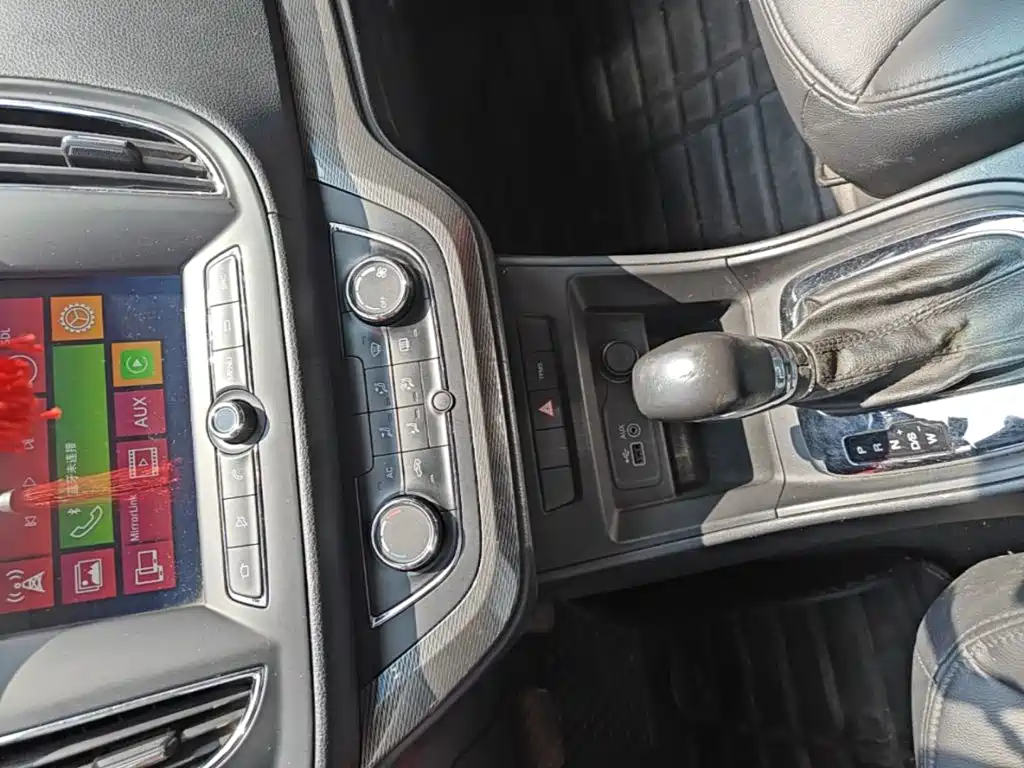 Roewe 360 2016 2015 1.5L Automatic Luxury