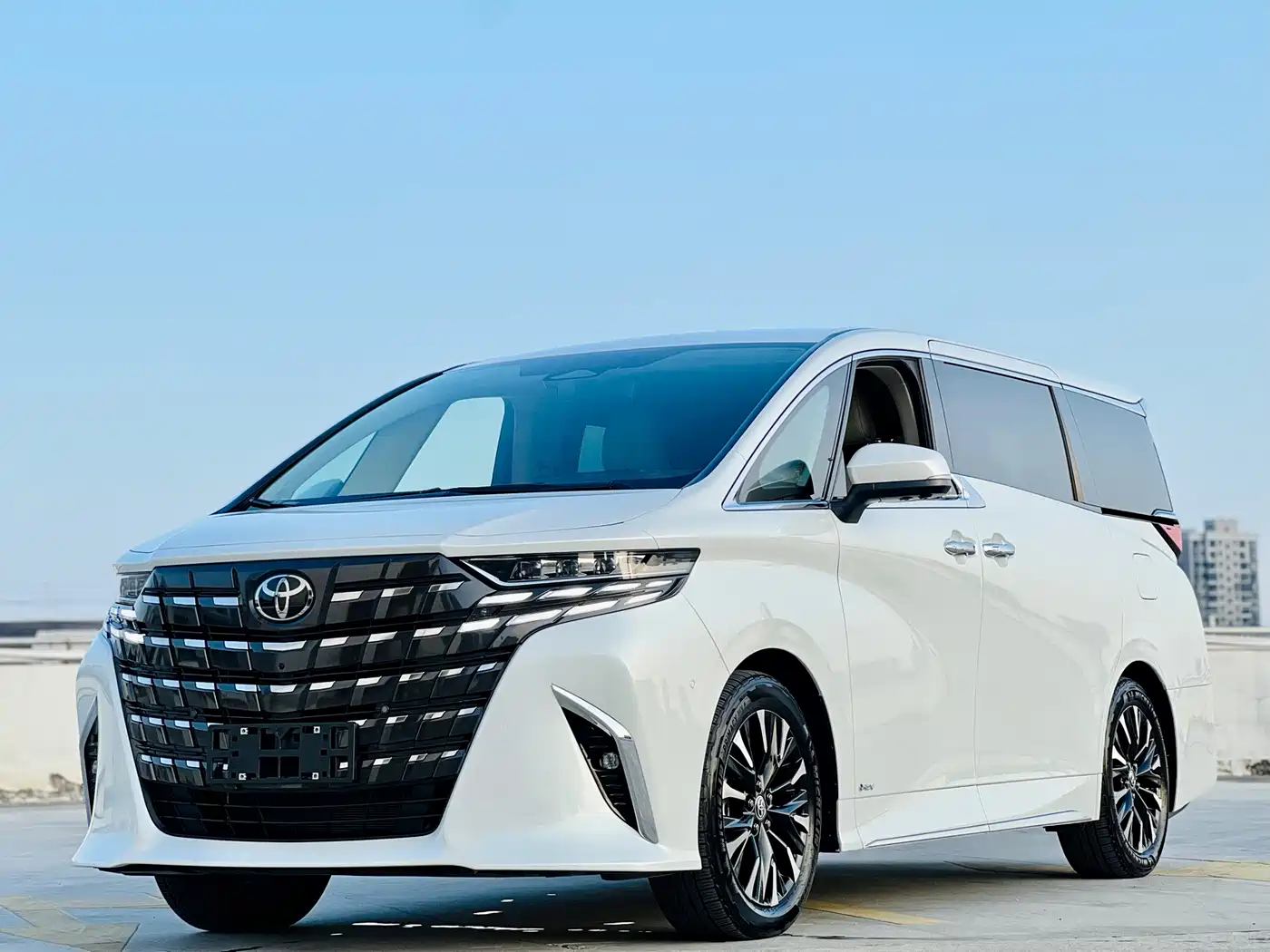 Toyota Alphard 2024 Hybrid 2.5L Ultimate Enjoyment Edition