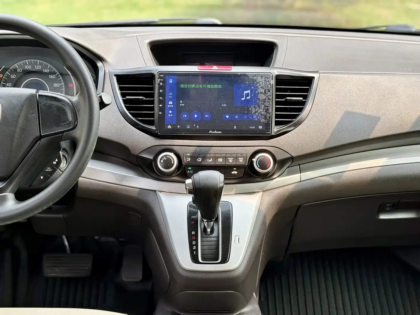 Honda CR-V 2012 2.0L 2WD Urban Edition фото 8