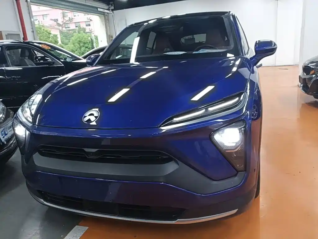 Фото 3 - NIO EC6