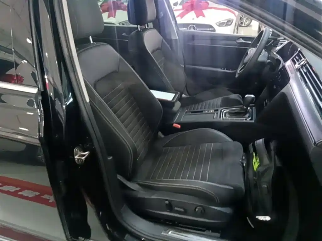 Volkswagen Magotan 2020 380TSI DSG Luxury фото 20