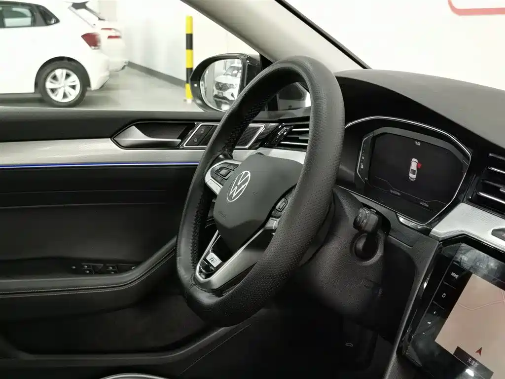 Volkswagen Magotan GTE Plug-in Hybrid 2022 GTE Luxury фото 22