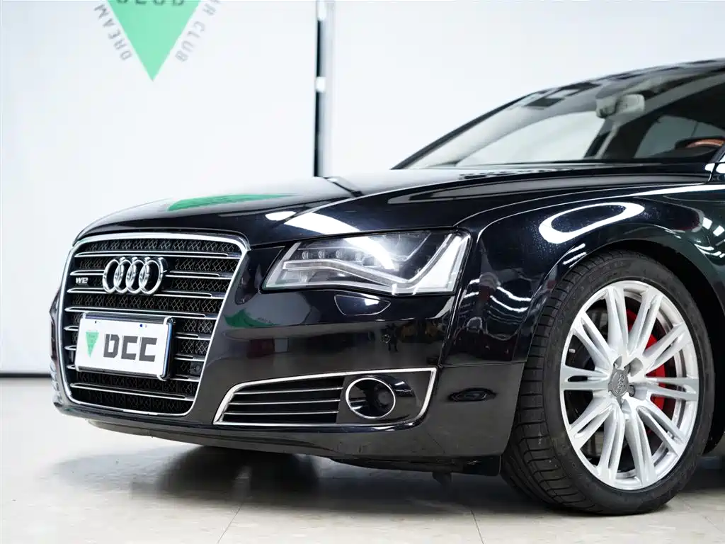 Audi A8 2013 A8L 6.3 FSI W12 quattro Flagship фото 18