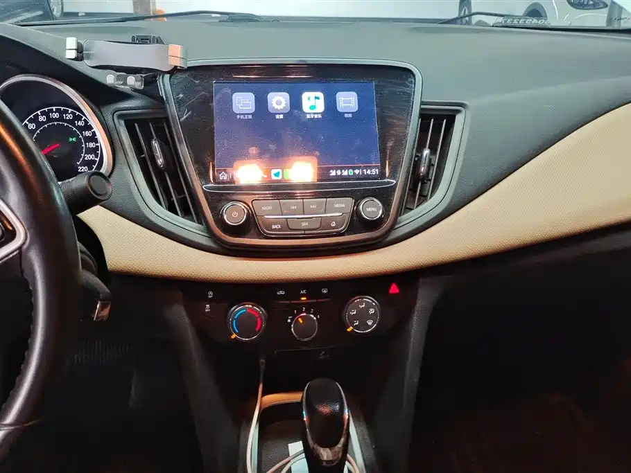 Chevrolet Monza 2022 320 Automatic Enjoyment Edition фото 13
