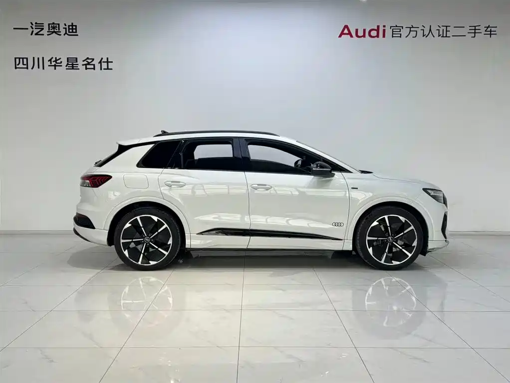 Audi Q4 e-tron 2023 40 e-tron Creation Night Edition фото 3