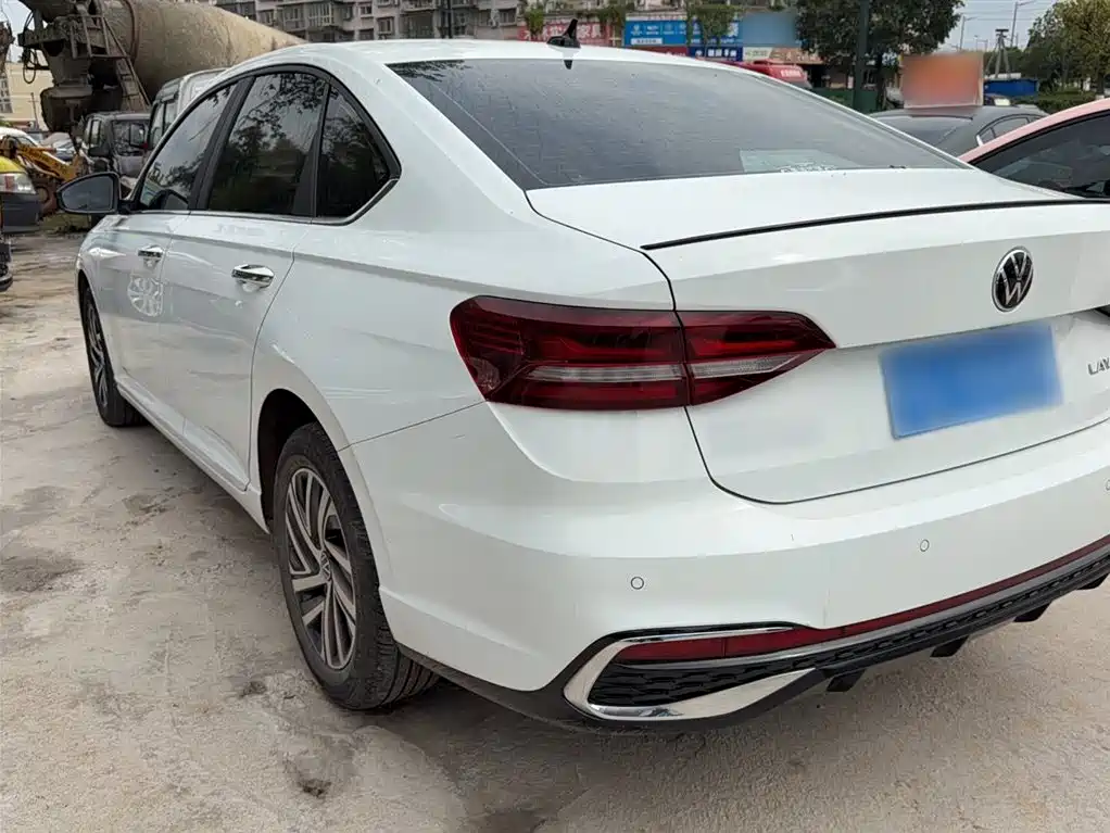 Volkswagen Lavida 2024 Model 300TSI DSG Starlight Leading Edition фото 15