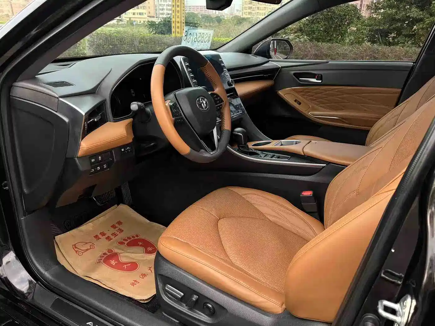 Toyota Avalon 2019 Hybrid 2.5L XLE Premium Edition China VI фото 8
