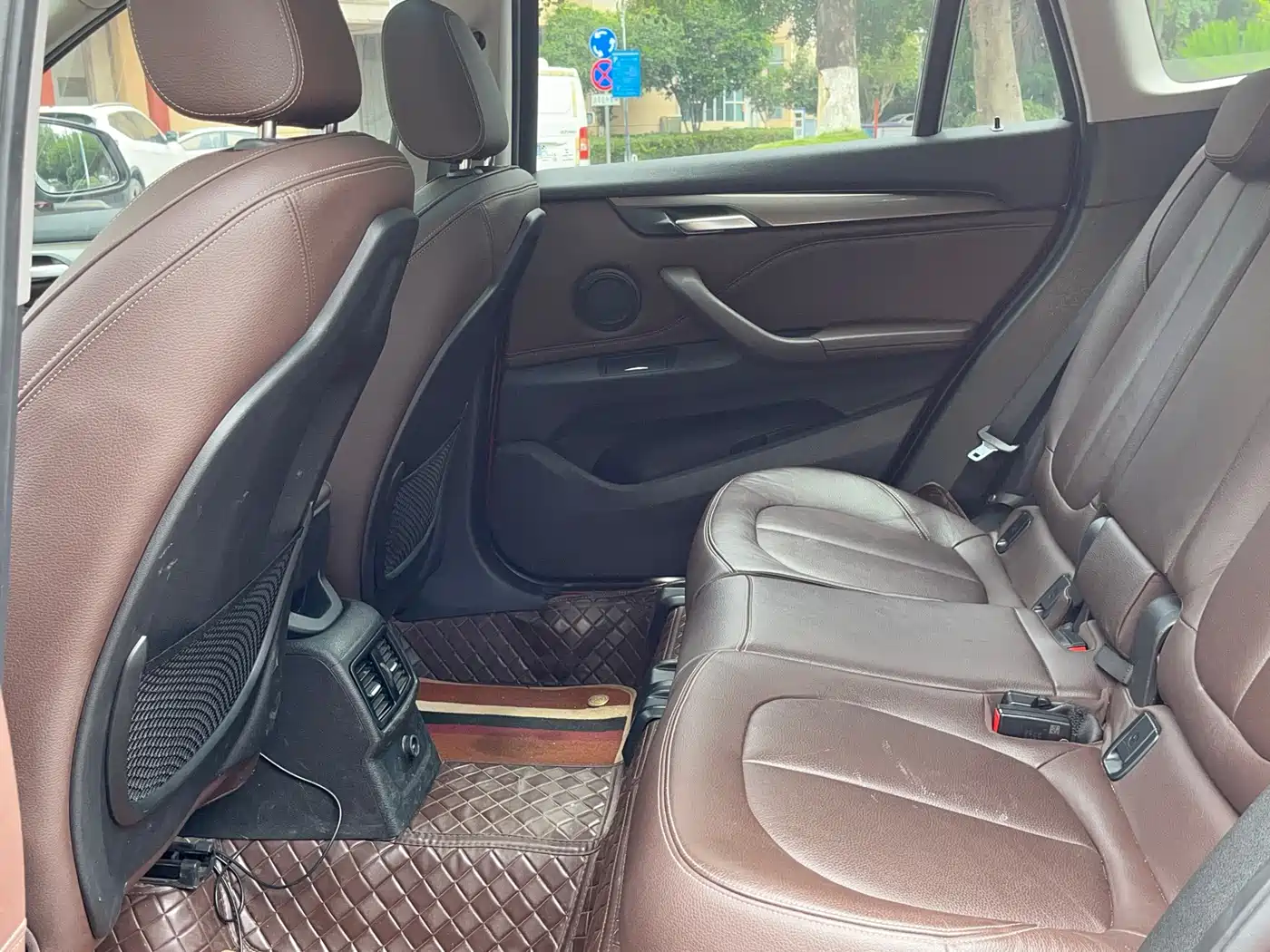 BMW X1 2018 xDrive20Li Premium Model фото 8