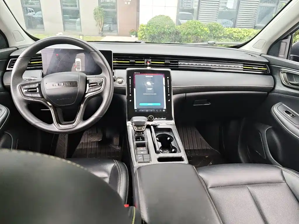 Фото 5 - Roewe RX5