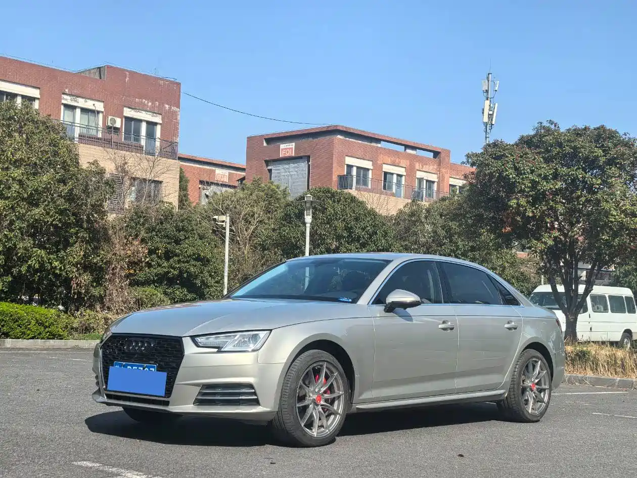 Audi A4L 2017 40 TFSI Progressive