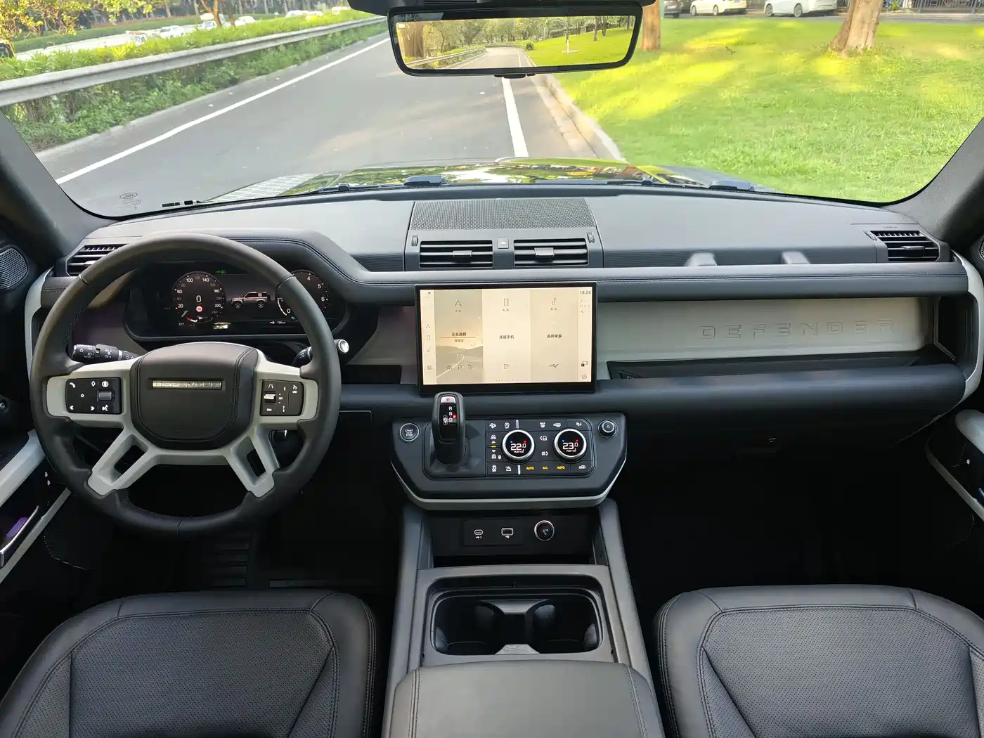 Land Rover Defender 2024 90 3.0T P400 HSE фото 10