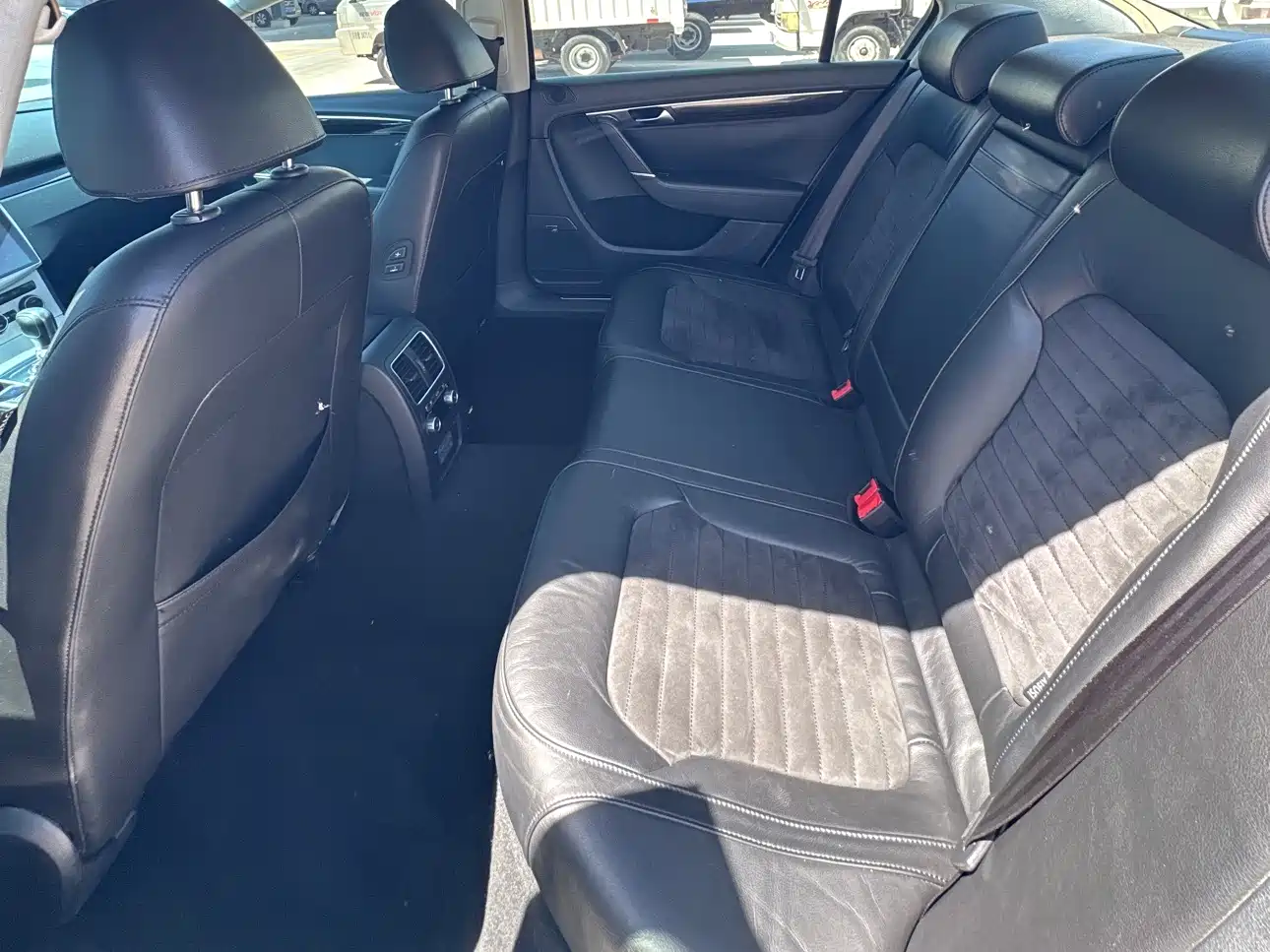 Volkswagen Magotan 2013 2.0TSI Premium фото 11