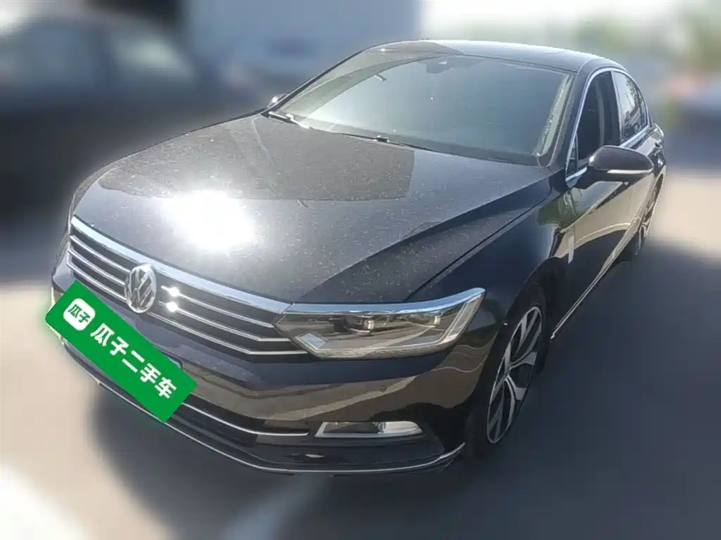 Volkswagen Magotan 2018 330TSI DSG Premium фото 3