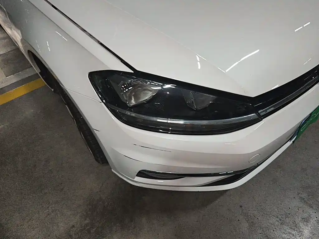 Фото 7 - Volkswagen Golf