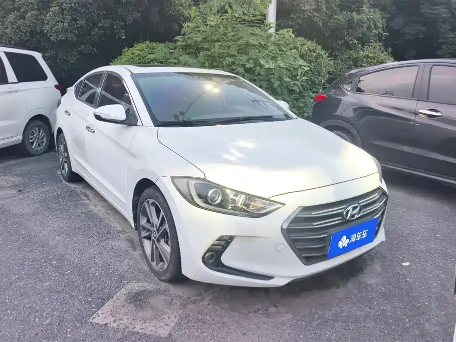 Hyundai Elantra 2016 Model 1.6L Automatic Smart Elite