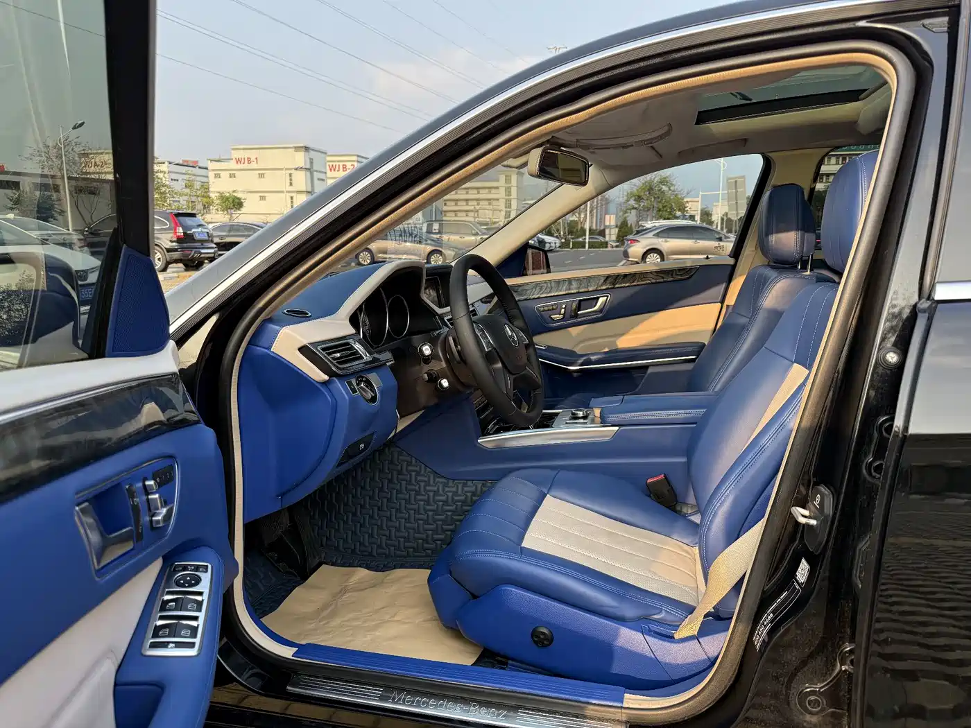 Mercedes-Benz E-Class 2015 Facelift E 260 L фото 9