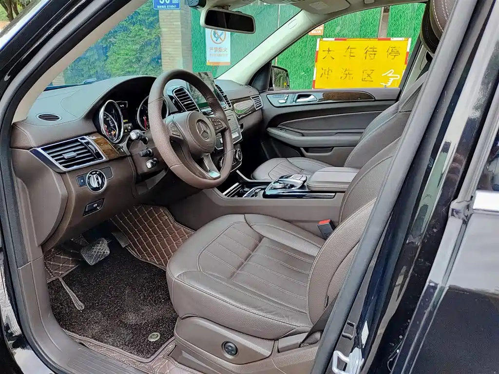 Mercedes-Benz GLS 2018 Facelift GLS 400 4MATIC Sport фото 7