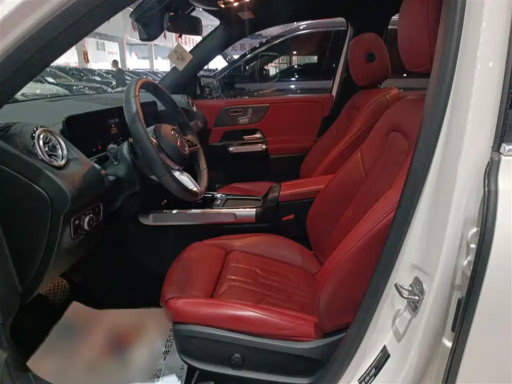 Mercedes-Benz GLB 2024 GLB 200 Dynamic фото 18