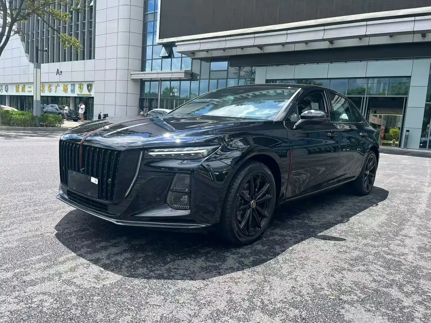 2026 Hongqi H5