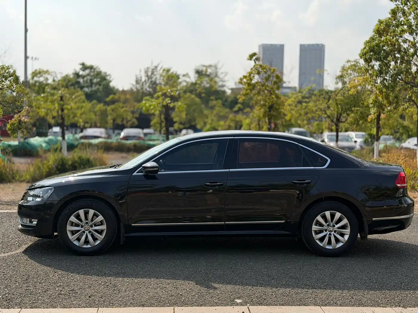 Volkswagen Passat 2013 1.8TSI DSG Zunrong фото 4