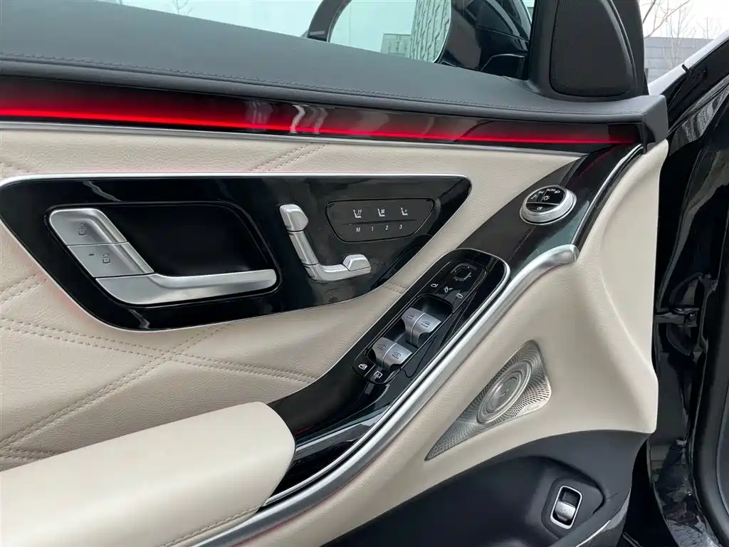 Mercedes-Benz Maybach S-Class 2025 Model S 480 4MATIC фото 11