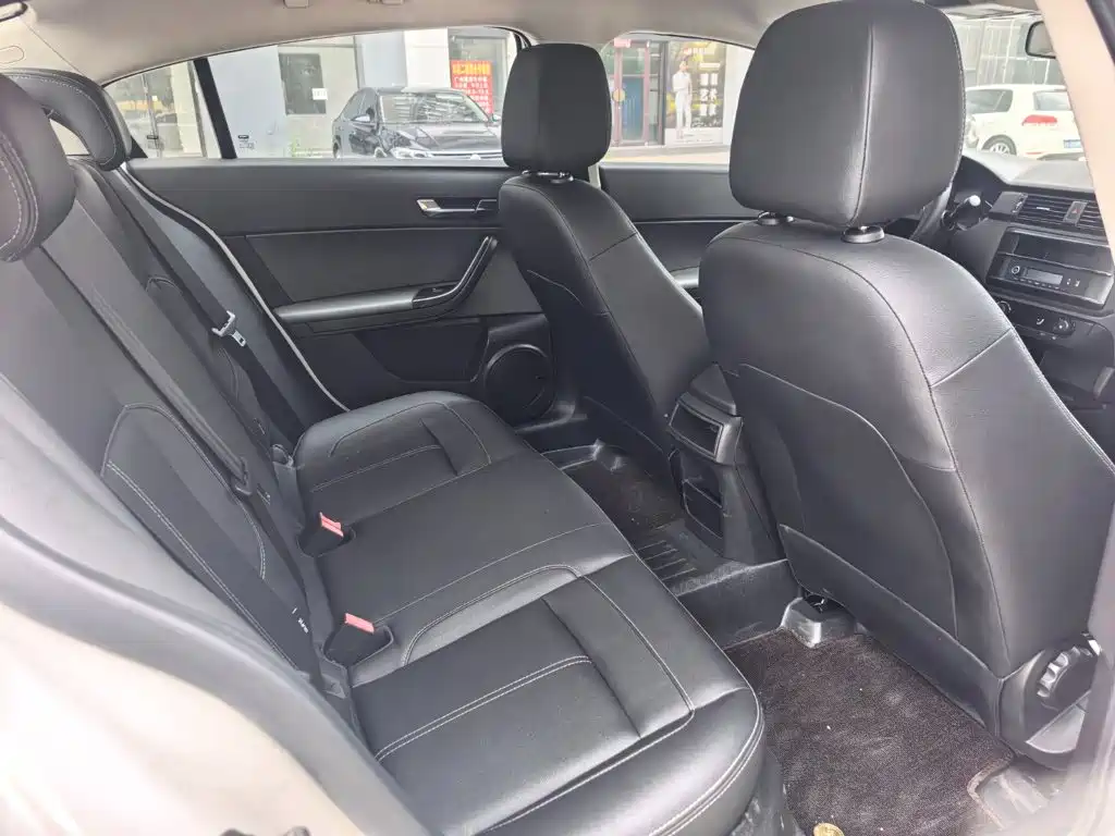 Qoros 3 2019 2018 Sedan 1.6L Auto Leading