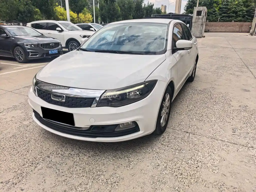 Qoros 3 2019 2018 Sedan 1.6L Auto Leading