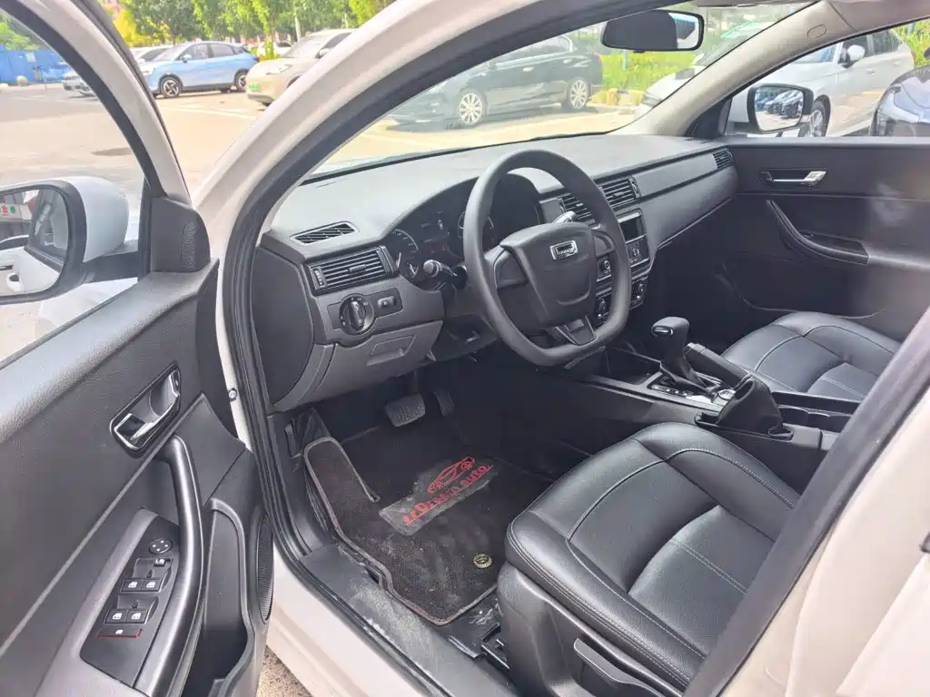 Qoros 3 2019 2018 Sedan 1.6L Auto Leading