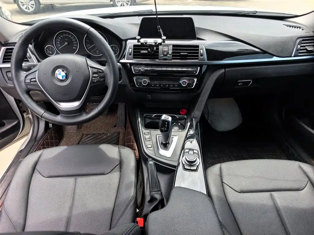 BMW 3 Series 2016 320Li Fashion Model фото 9