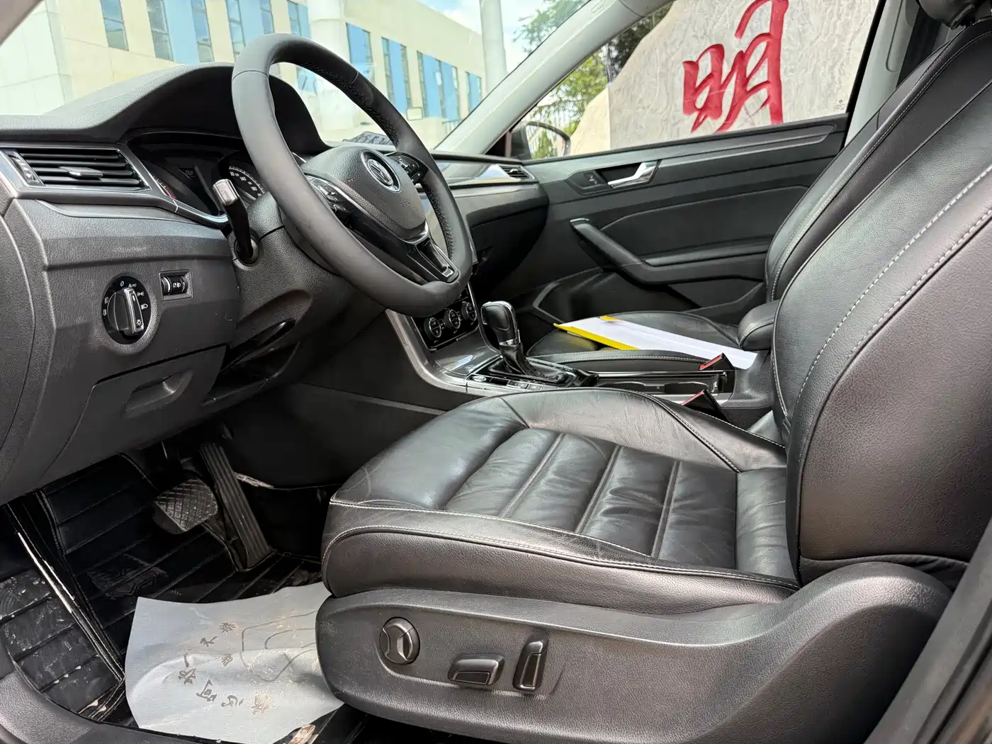 Volkswagen Passat 2017 330TSI DSG Prestige фото 4
