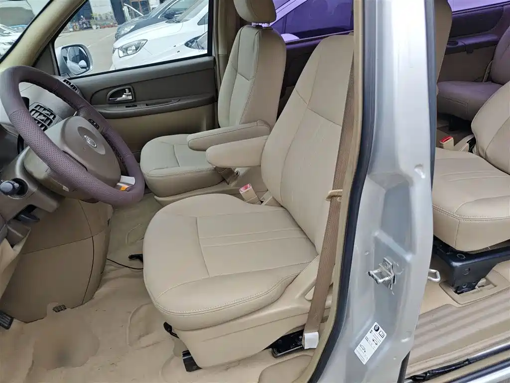 Buick GL8 2014 2.4L Classic Edition фото 15