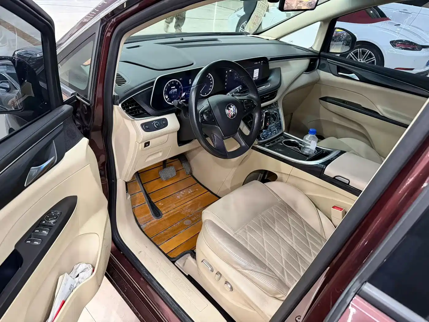 Buick GL8 2022 ES Landmark 653T Luxury фото 5
