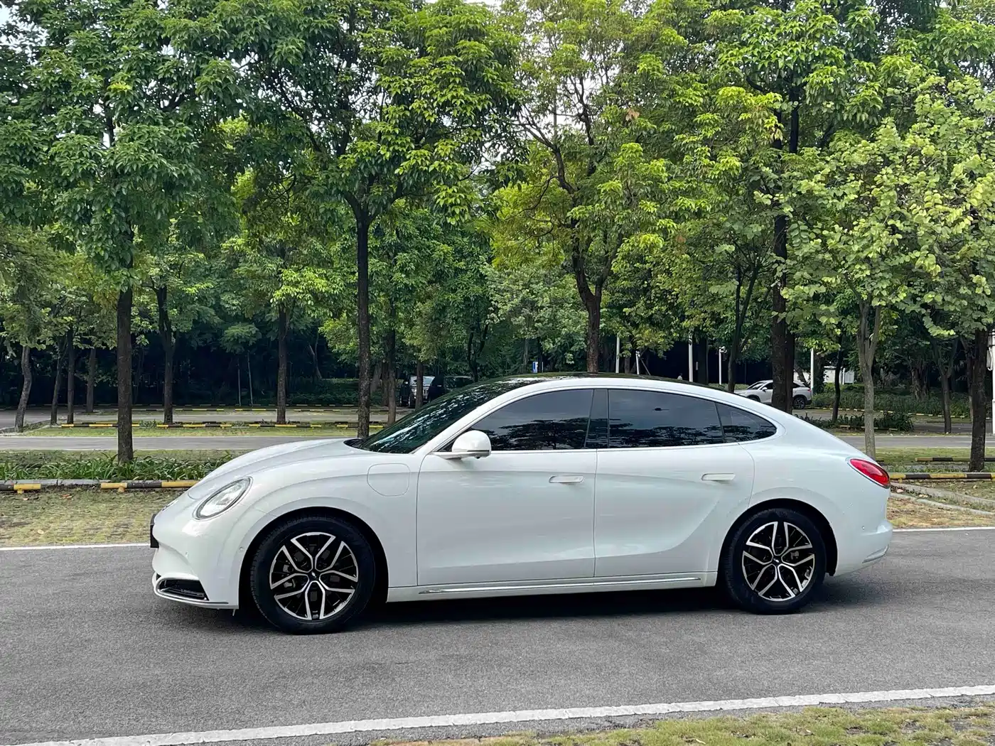 Ora Lightning Cat 2023 2022 555km Premium Edition