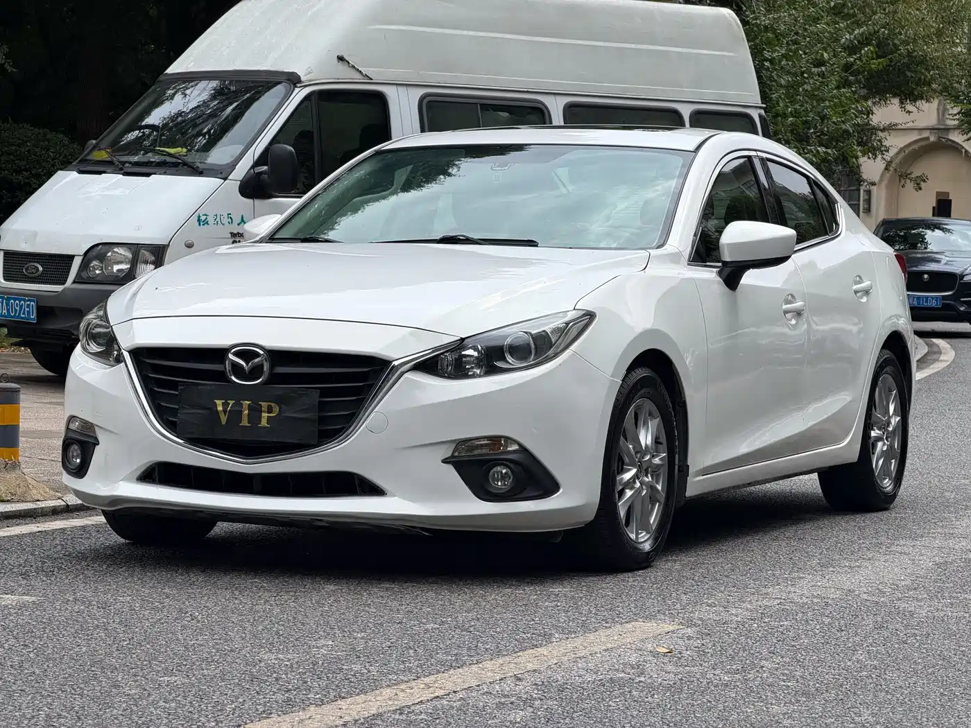 Mazda Mazda 3 2014 2014 Sedan 1.5L Automatic Luxury