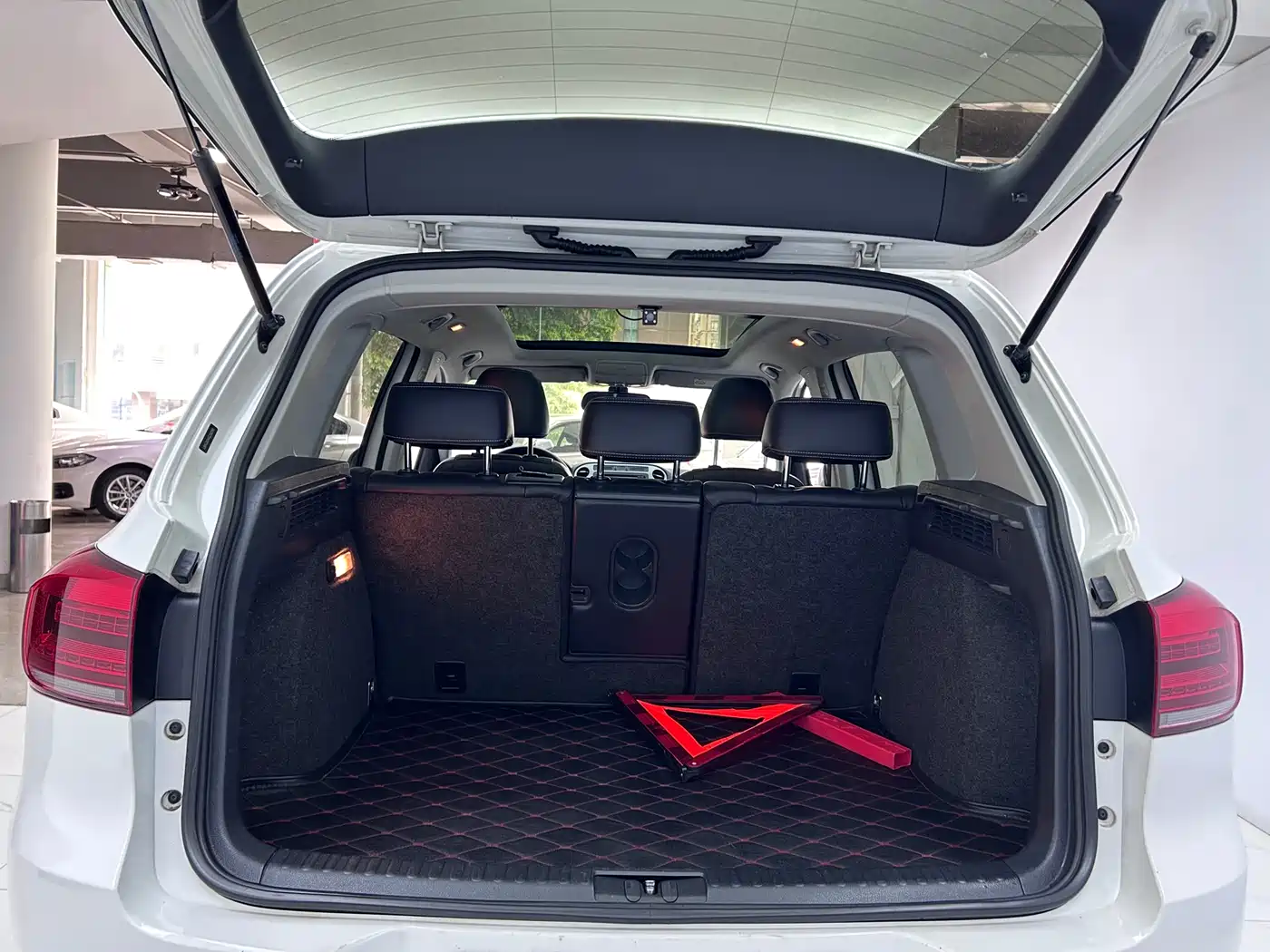 Volkswagen Tiguan 2016 Model 300TSI Automatic 2WD Luxury Edition фото 22