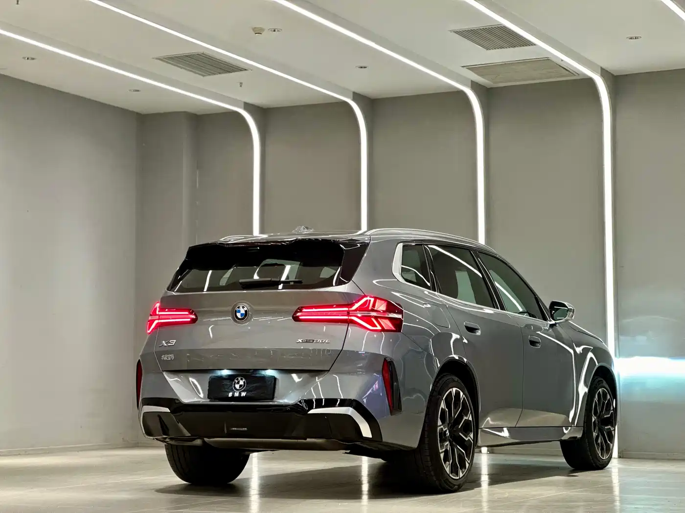 BMW X3 2025 xDrive30L Premium M Sport Package фото 10