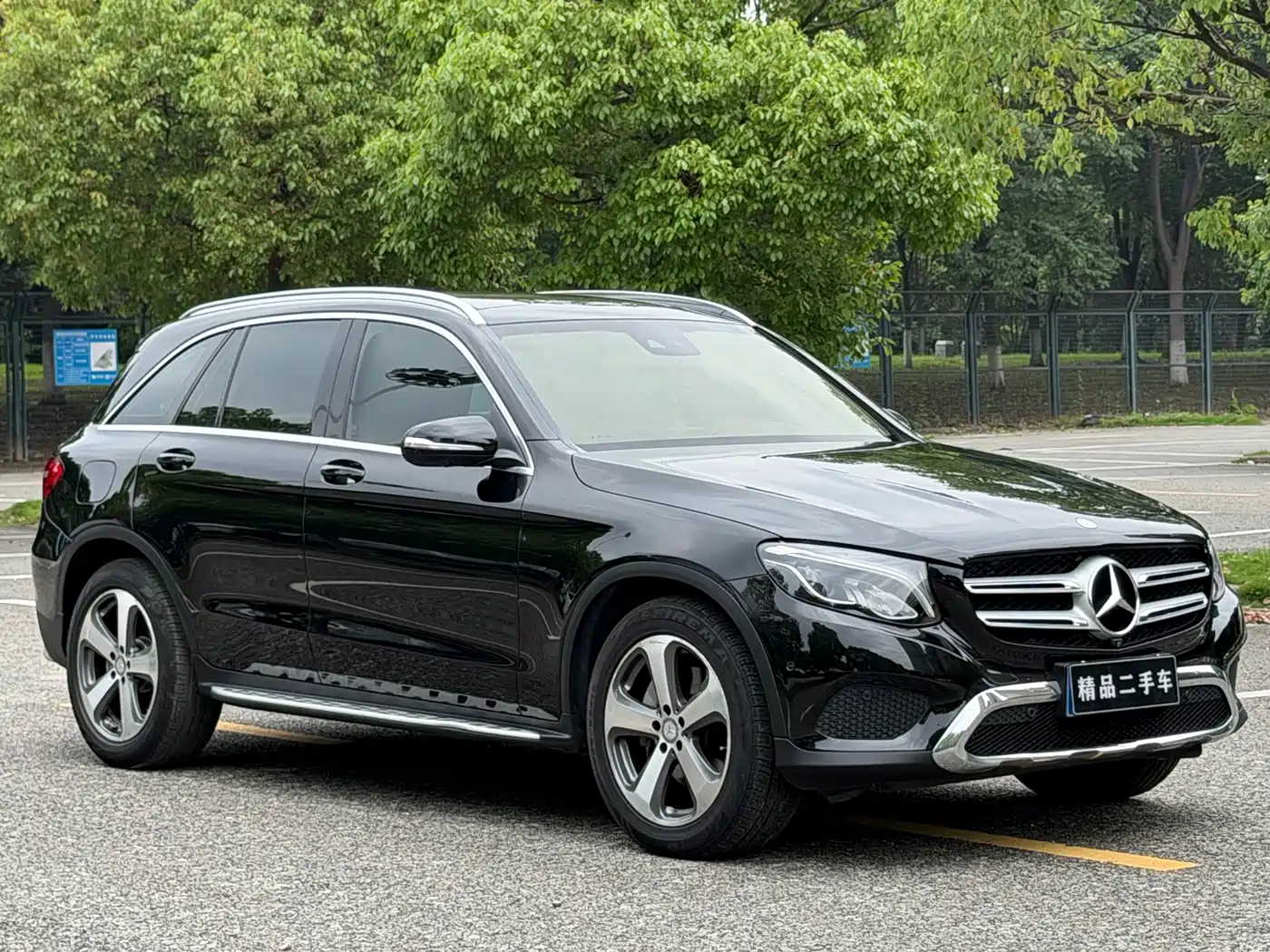 Mercedes-Benz GLC 2017 GLC 260 4MATIC Dynamic фото 3