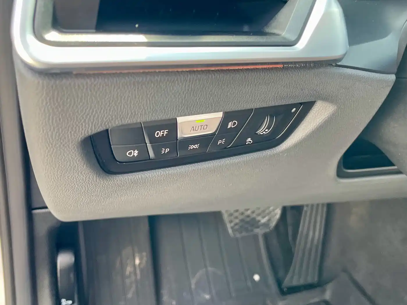 BMW 3 Series 2021 325Li M Sport Package фото 7