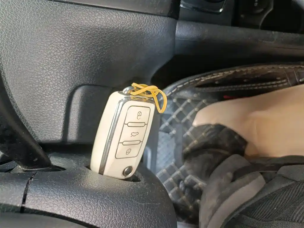 Volkswagen Polo 2018 1.5L Auto Comfort фото 9