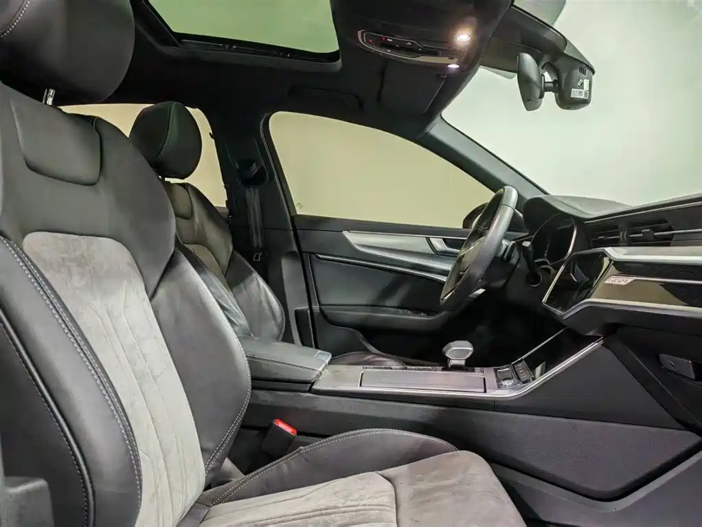 AUDI A6L NEW ENERGY