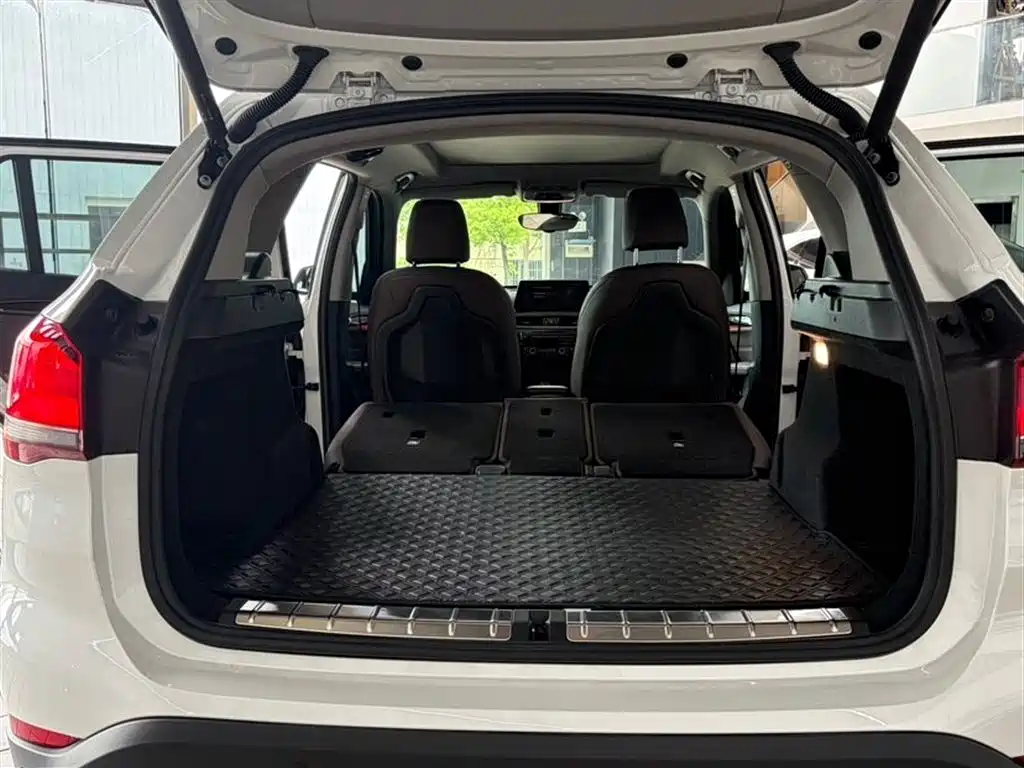 BMW X1 2022 sDrive20Li Premium фото 9