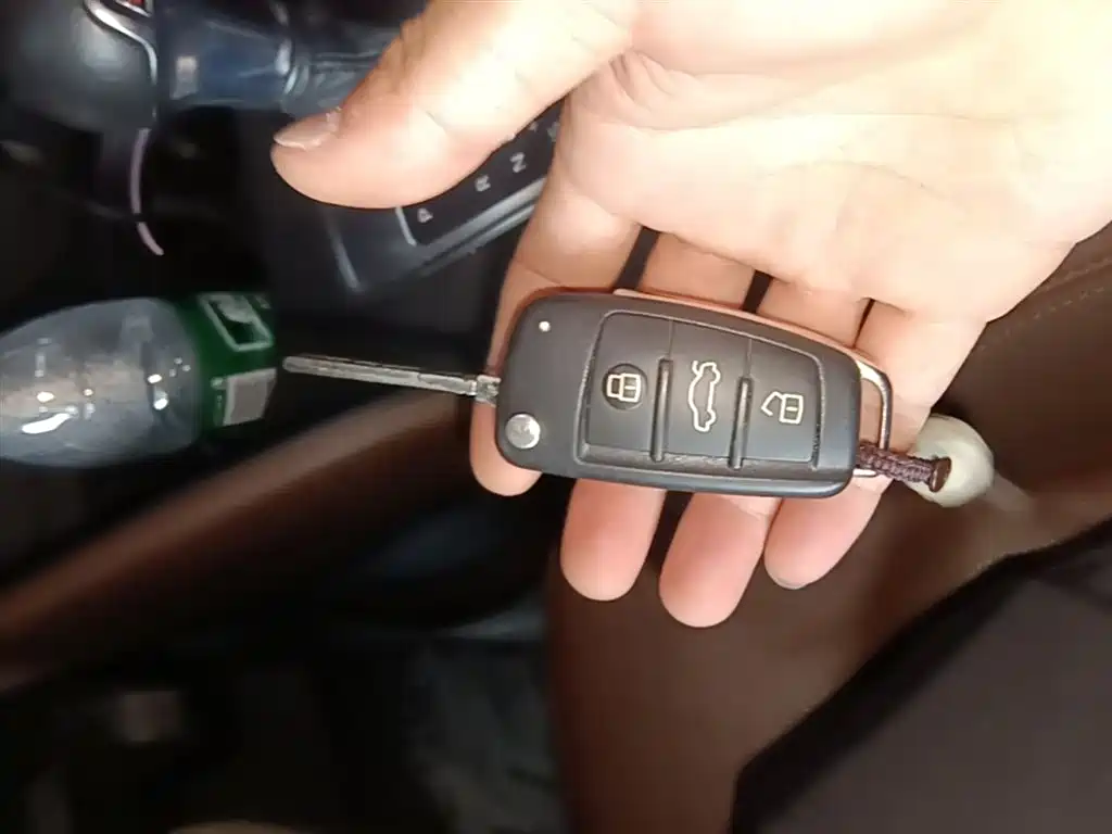 Audi A3 2015 Sportback 35 TFSI Millionth Anniversary Comfort Enjoyment Type фото 9