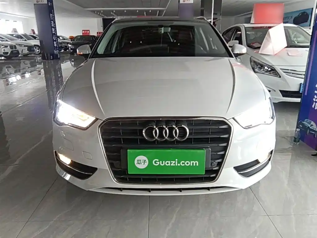 Audi A3 2015 Sportback 35 TFSI Millionth Anniversary Comfort Enjoyment Type фото 3