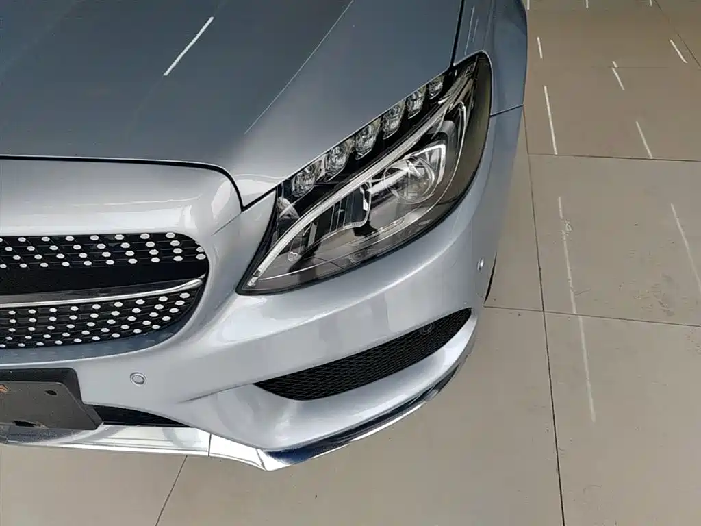 Mercedes-Benz C-Class 2015 Facelift C 200 L Sport фото 24