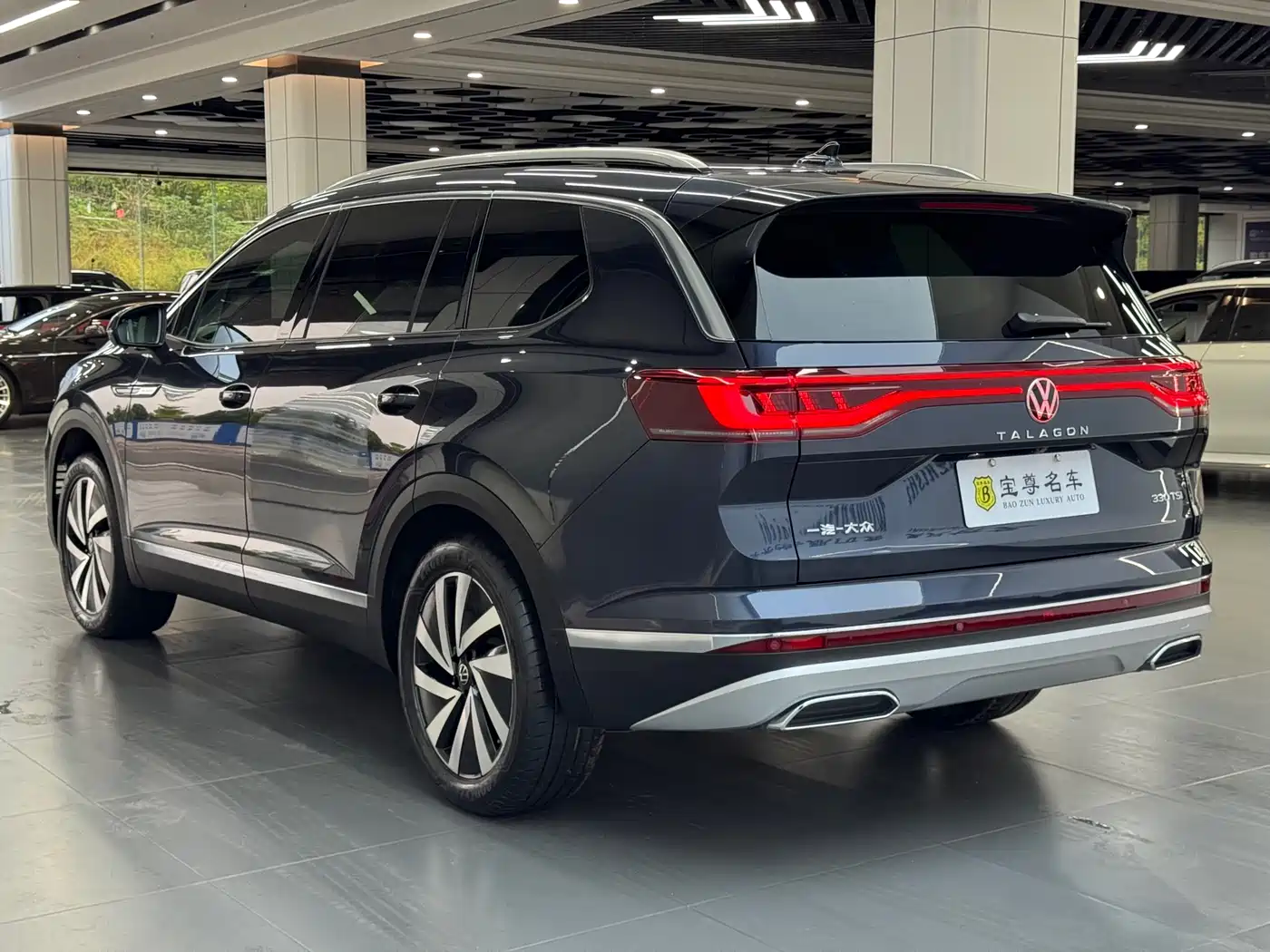 Volkswagen Talagon 2021 330TSI 2WD Luxury Premium Edition фото 5