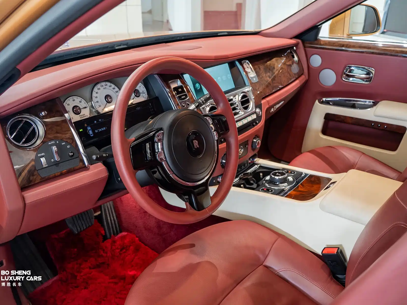 Фото 25 - Rolls-Royce Ghost