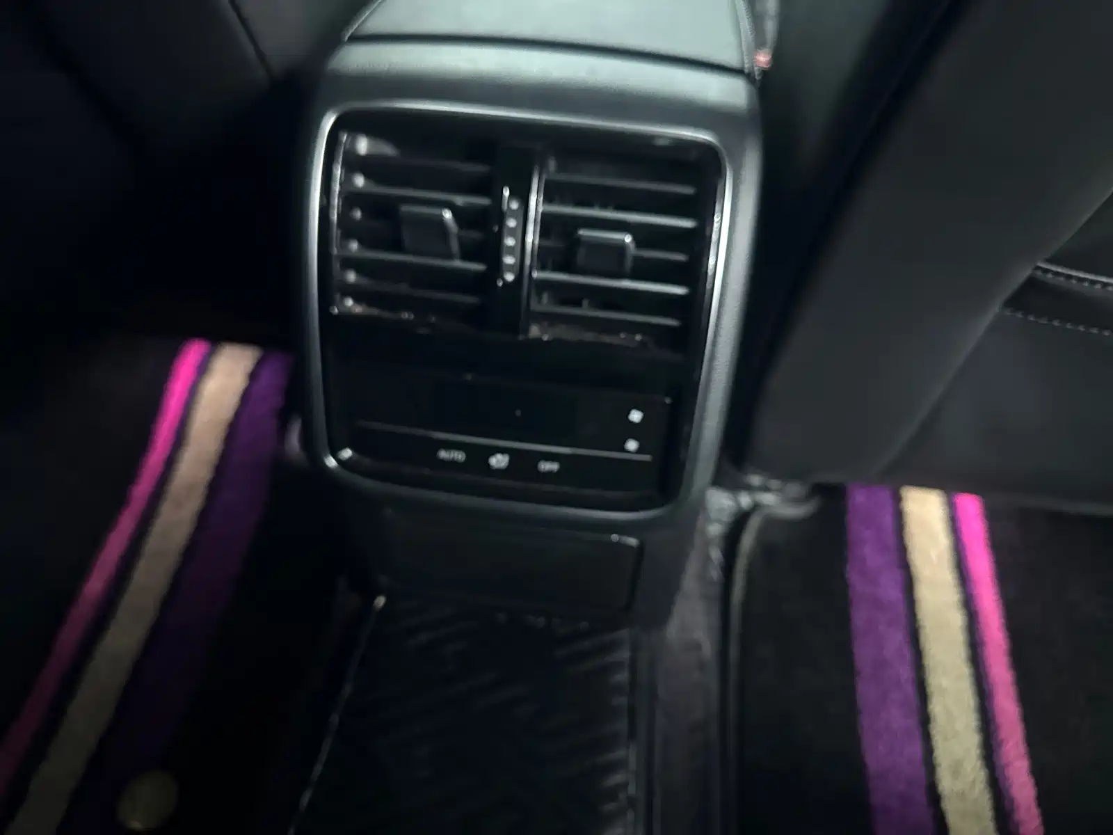 Photo 10 - Volkswagen CC