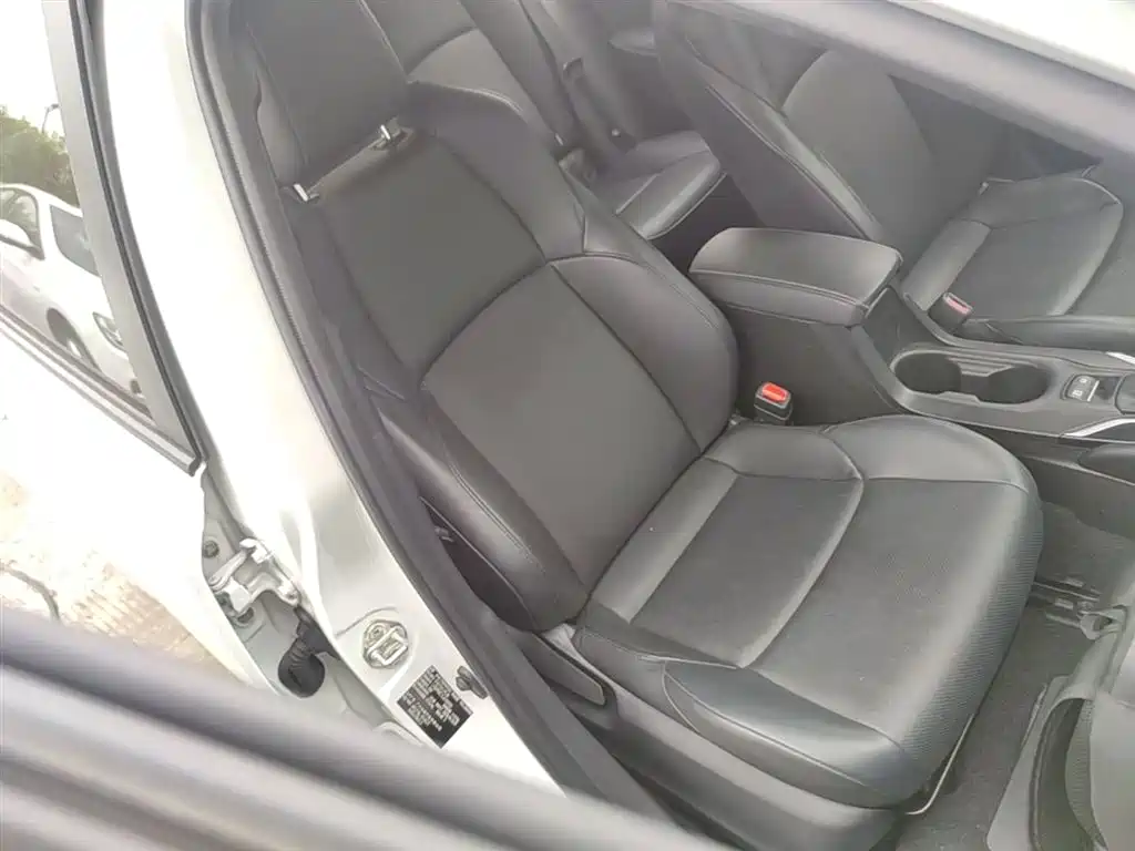 Toyota Levin 2021 185T CVT Luxury Edition фото 25